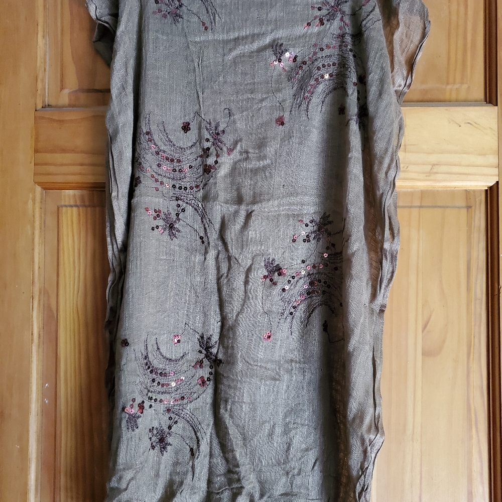 Scarf - Picture 6 of 6